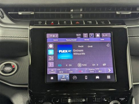 New 2025 Jeep Grand Cherokee Altitude image 20