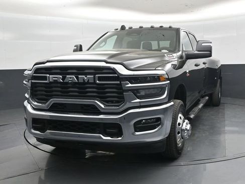 New 2026 RAM 3500 Tradesman AWD/4WD image 8