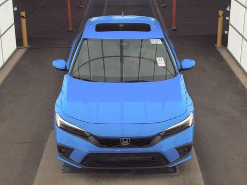 Used 2024 Honda Civic Sport Touring image 6