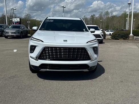 New 2026 Buick Enclave Avenir w/ Super Cruise Package image 9