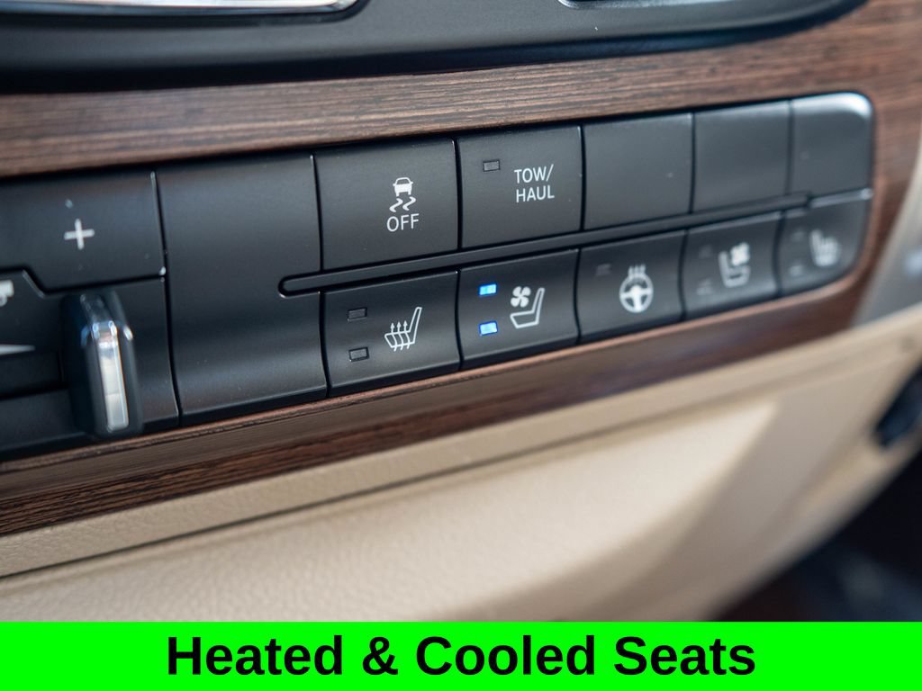 Used 2015 RAM 1500 Laramie w/ Convenience Group AWD/4WD image 27