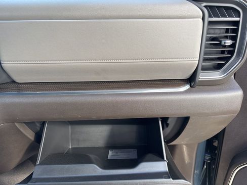 Used 2025 Chevrolet Silverado 1500 LT image 25