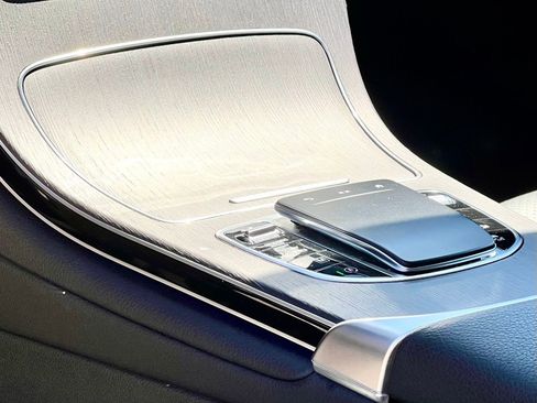 Certified 2022 Mercedes-Benz GLC 300 4MATIC image 28