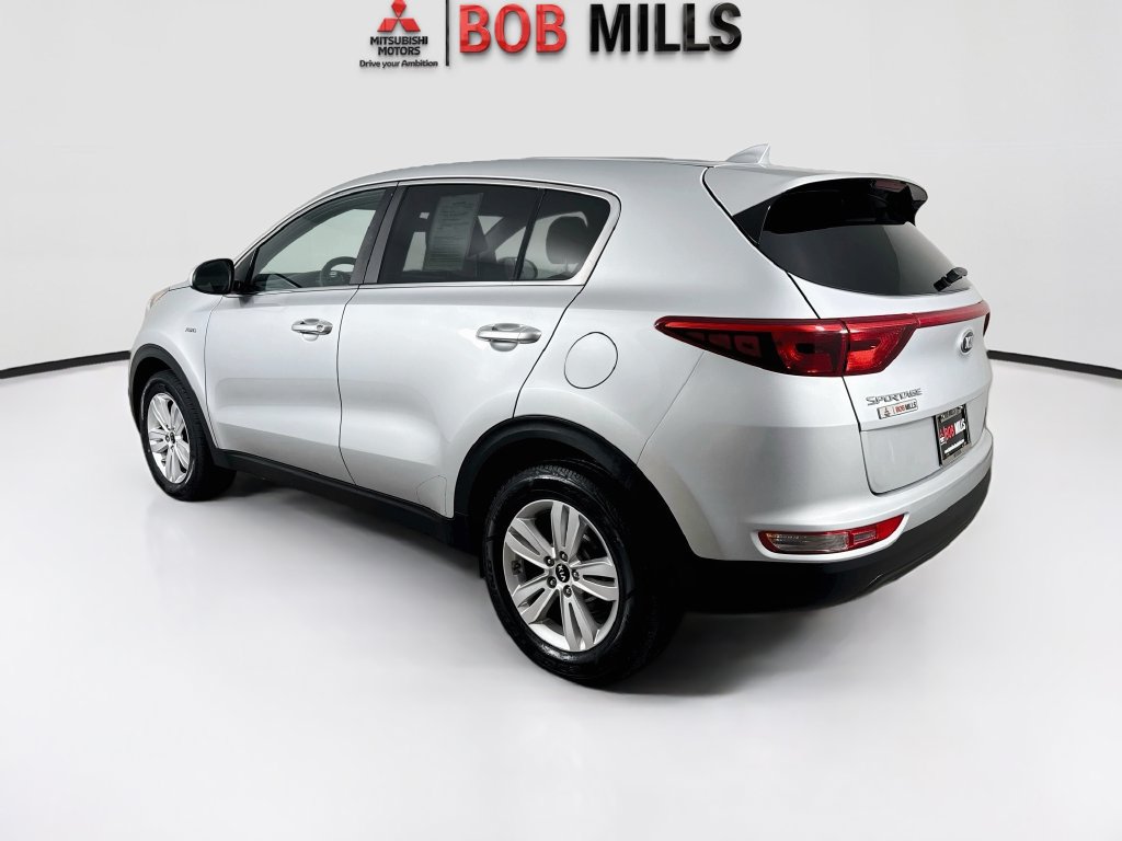 Used 2019 Kia Sportage LX AWD/4WD image 5