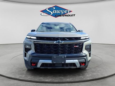 New 2026 Chevrolet Traverse Z71 w/ Enhanced Driving Package AWD/4WD image 2