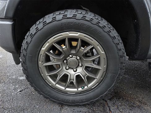 Used 2021 Ford F150 XLT w/ Equipment Group 302A High image 27