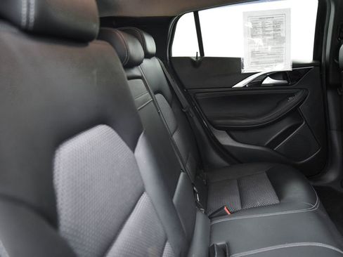 Used 2019 INFINITI QX30 Premium w/ Navigation Package image 14