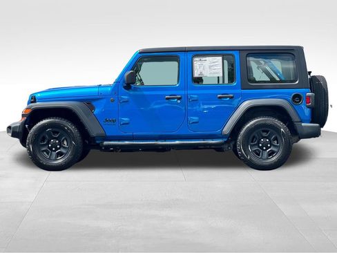 Used 2022 Jeep Wrangler Unlimited Sport AWD/4WD image 4