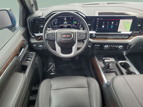 Used 2023 GMC Sierra 1500 Elevation w/ Elevation Premium Package AWD/4WD image 5