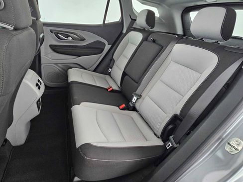 Used 2023 GMC Terrain SLE w/ Driver Convenience Package image 17