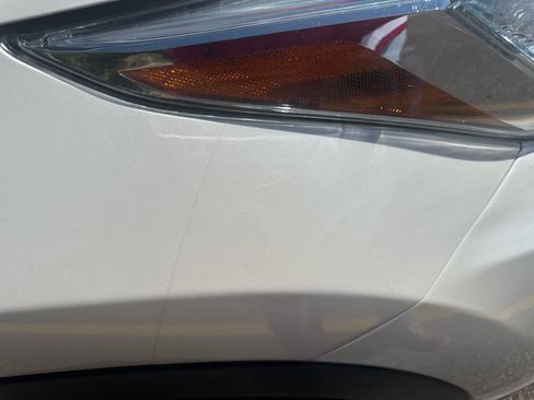Certified 2019 Toyota Highlander XLE AWD/4WD image 11