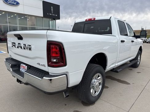 New 2026 RAM 2500 Tradesman AWD/4WD image 28