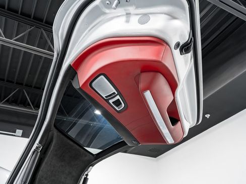 Used 2011 Mercedes-Benz SLS AMG Coupe image 9