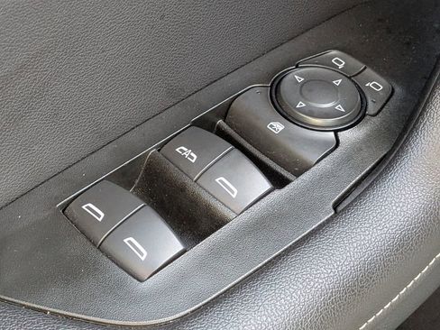 Used 2025 Chevrolet Blazer LT image 24