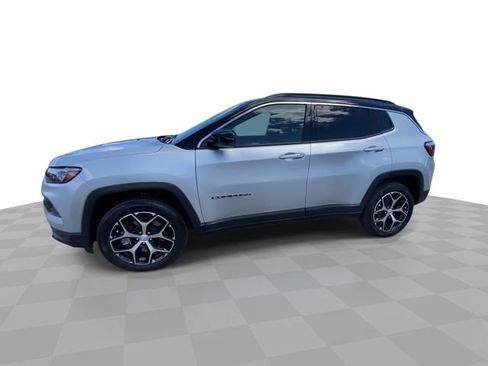 Used 2024 Jeep Compass Limited AWD/4WD image 7