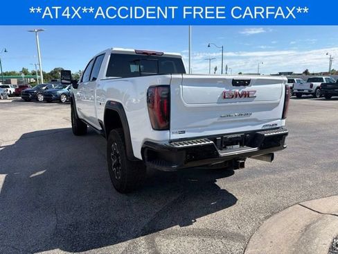 Used 2024 GMC Sierra 2500 AT4X AWD/4WD image 10