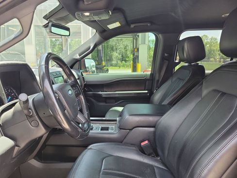 Used 2019 Ford Expedition Max Limited w/ Driver Assistance Package RWD image 22