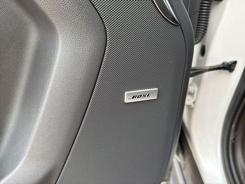 Used 2022 GMC Yukon XL Denali AWD/4WD image 23