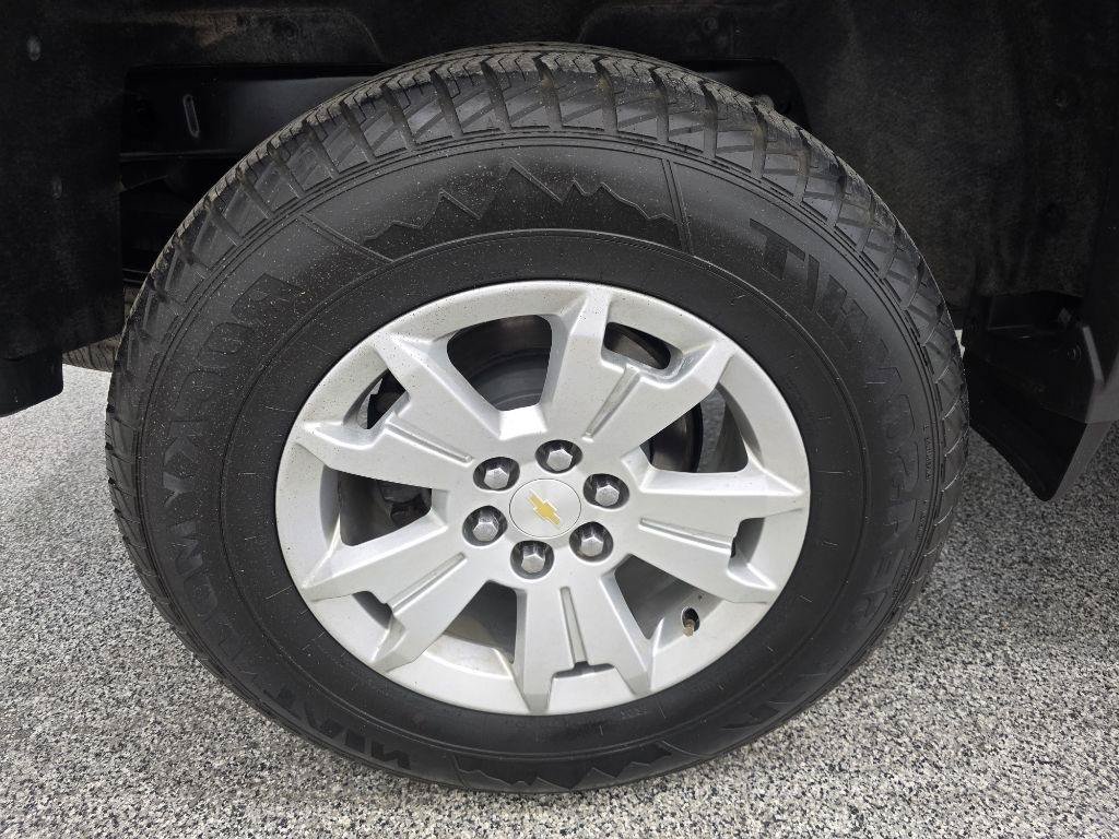 Used 2018 Chevrolet Colorado LT w/ LT Convenience Package RWD image 32