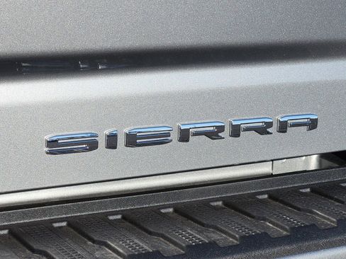 New 2026 GMC Sierra 2500 Denali w/ Denali Reserve Package image 12