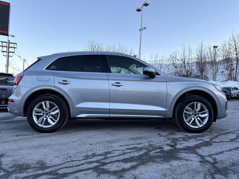 Used 2022 Audi Q5 2.0T Premium w/ Convenience Package image 8