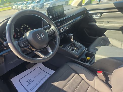 Used 2024 Honda CR-V EX-L image 10