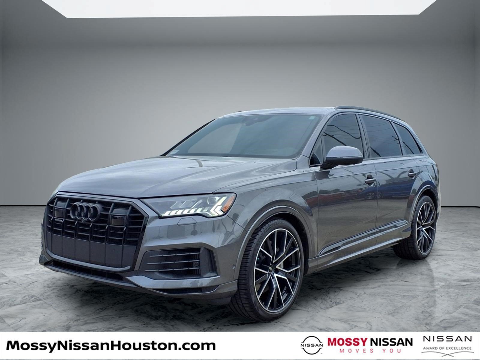 Used 2023 Audi Q7 3.0T Prestige w/ Prestige Package AWD/4WD image 4
