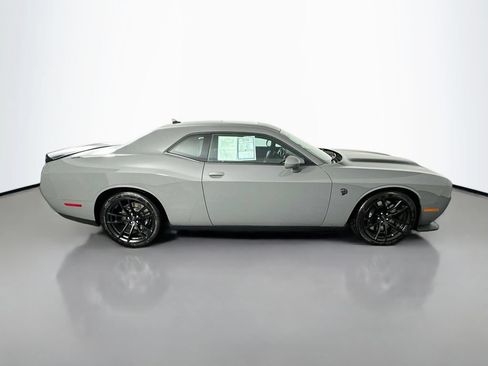 Used 2023 Dodge Challenger SRT Hellcat RWD image 8