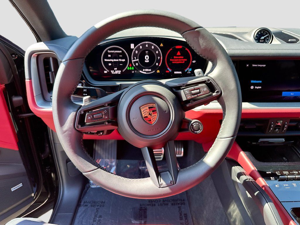 Certified 2026 Porsche Cayenne S AWD/4WD image 12
