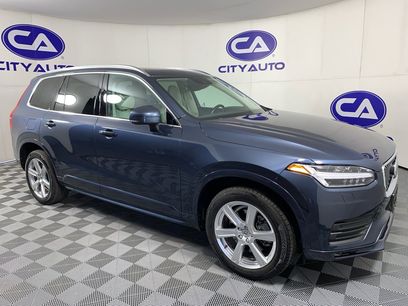 Used 2021 Volvo XC90 T6 Momentum