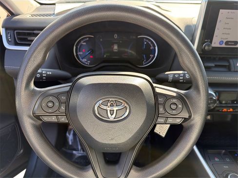 Used 2024 Toyota RAV4 LE image 18