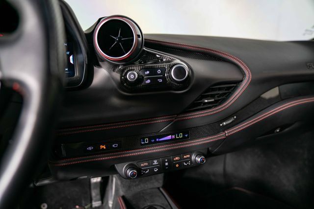 Used 2022 Ferrari F8 Tributo RWD image 19