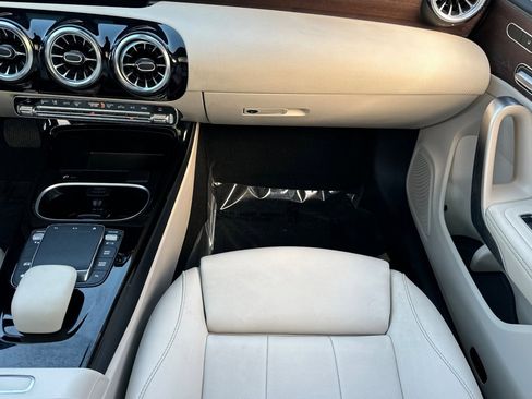Certified 2023 Mercedes-Benz CLA 250 image 27