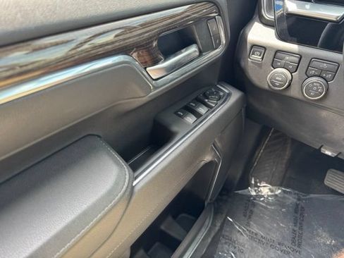 Used 2025 Chevrolet Silverado 2500 LT w/ Convenience Package AWD/4WD image 30