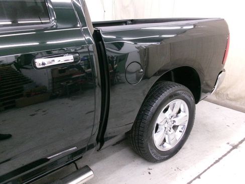 Used 2017 RAM 1500 Big Horn image 9