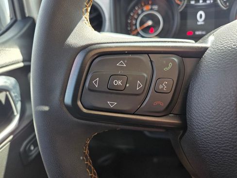 Used 2024 Jeep Wrangler Unlimited Sport AWD/4WD image 13