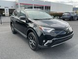 Used 2017 Toyota RAV4 SE image 3
