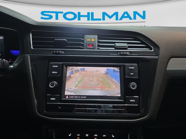 Certified 2022 Volkswagen Tiguan S AWD/4WD image 16