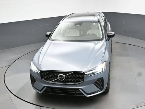 Used 2023 Volvo XC60 B5 Plus AWD/4WD image 44
