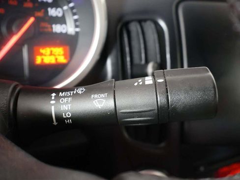 Used 2020 Nissan 370Z Coupe image 30