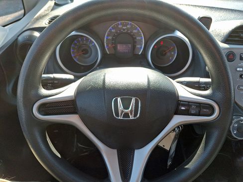Used 2013 Honda Fit image 17