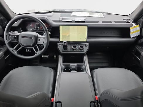 New 2026 Land Rover Defender 110 OCTA AWD/4WD image 9