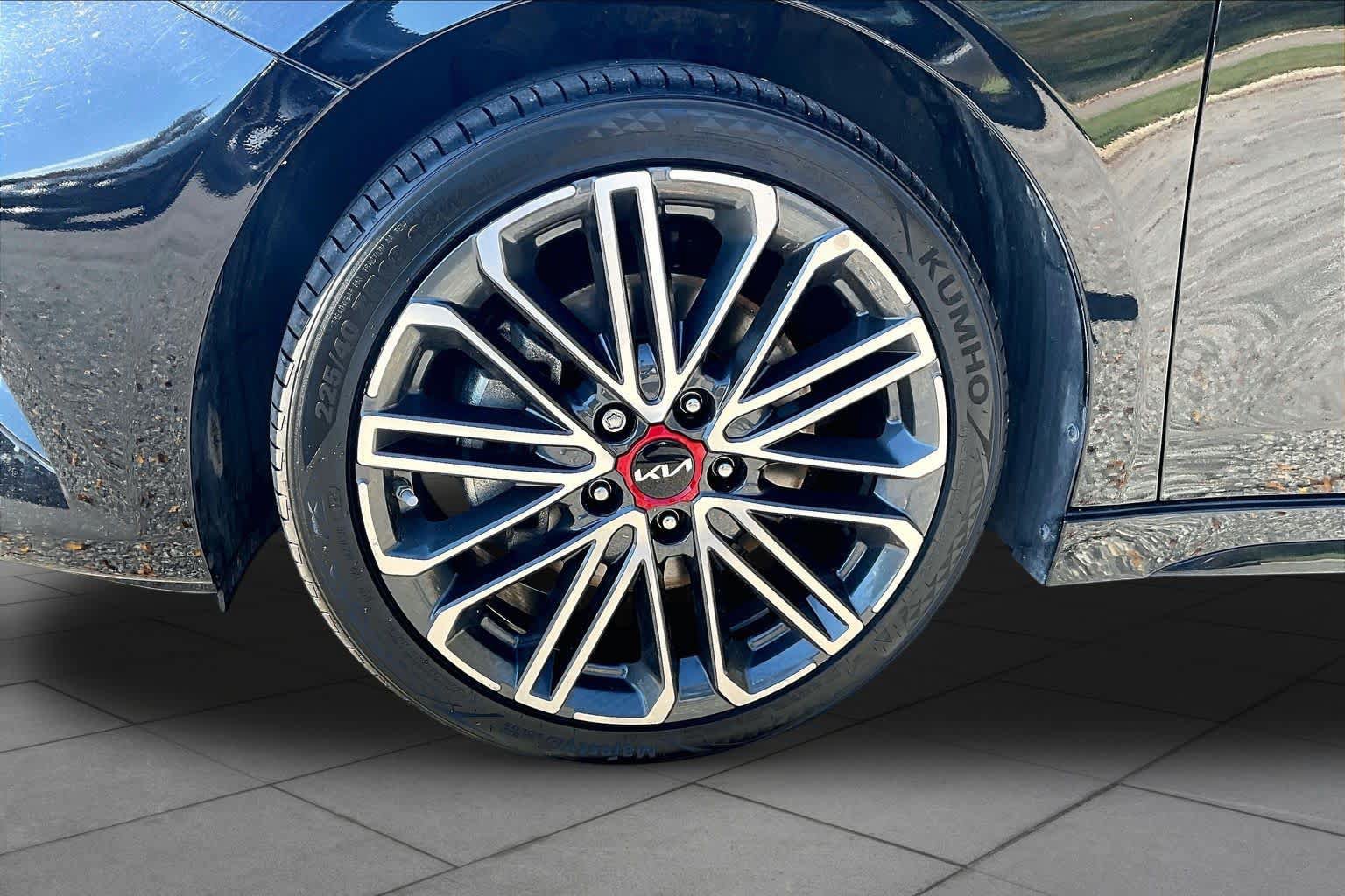 Used 2024 Kia Forte GT FWD image 21