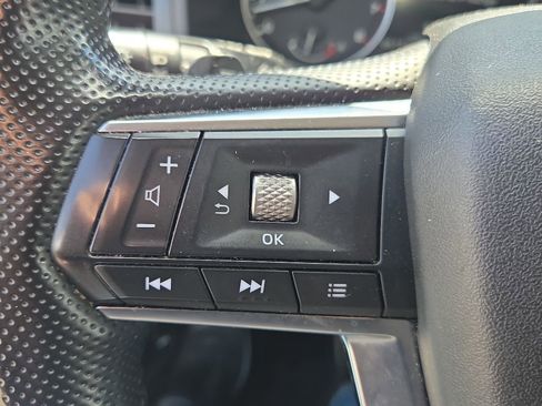 Used 2024 Mitsubishi Outlander SE AWD/4WD image 18