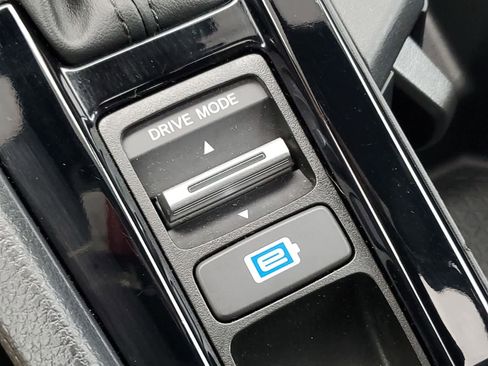 Certified 2025 Honda Accord Sport image 32