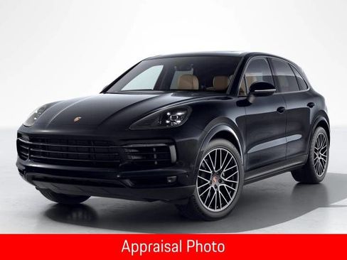 Certified 2022 Porsche Cayenne image 1