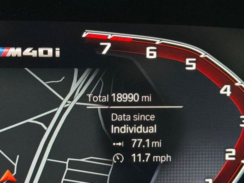 Used 2022 BMW Z4 M40i w/ Premium Package image 26