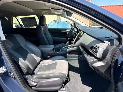 Used 2025 Subaru Outback Onyx Edition AWD/4WD image 13