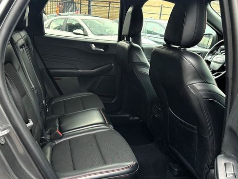 Used 2025 Ford Escape ST-Line FWD image 25