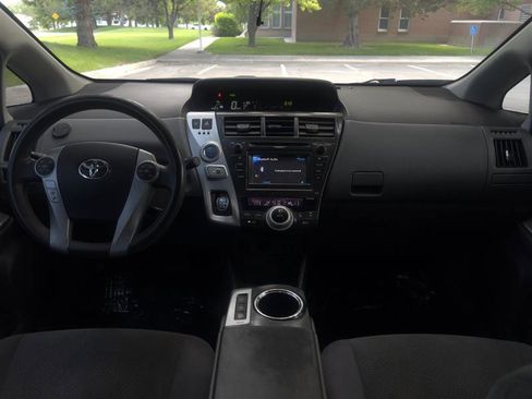 Used 2012 Toyota Prius V Two image 13